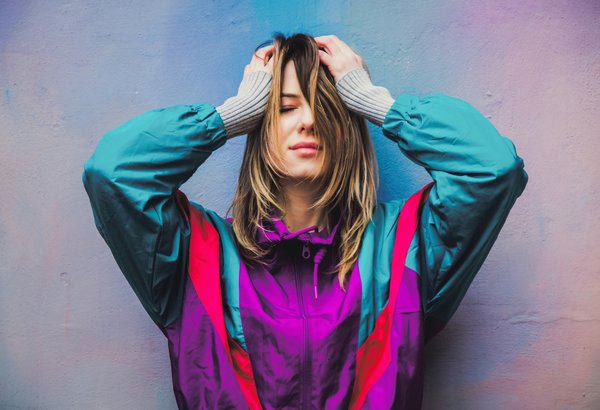 What Are the Tips for Styling a Chunky Cable Knit Sweater for a Casual Office Day?